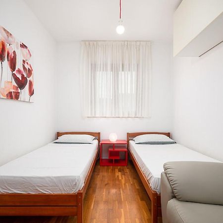 פורץ Sea View Apartment - Roberto מראה חיצוני תמונה