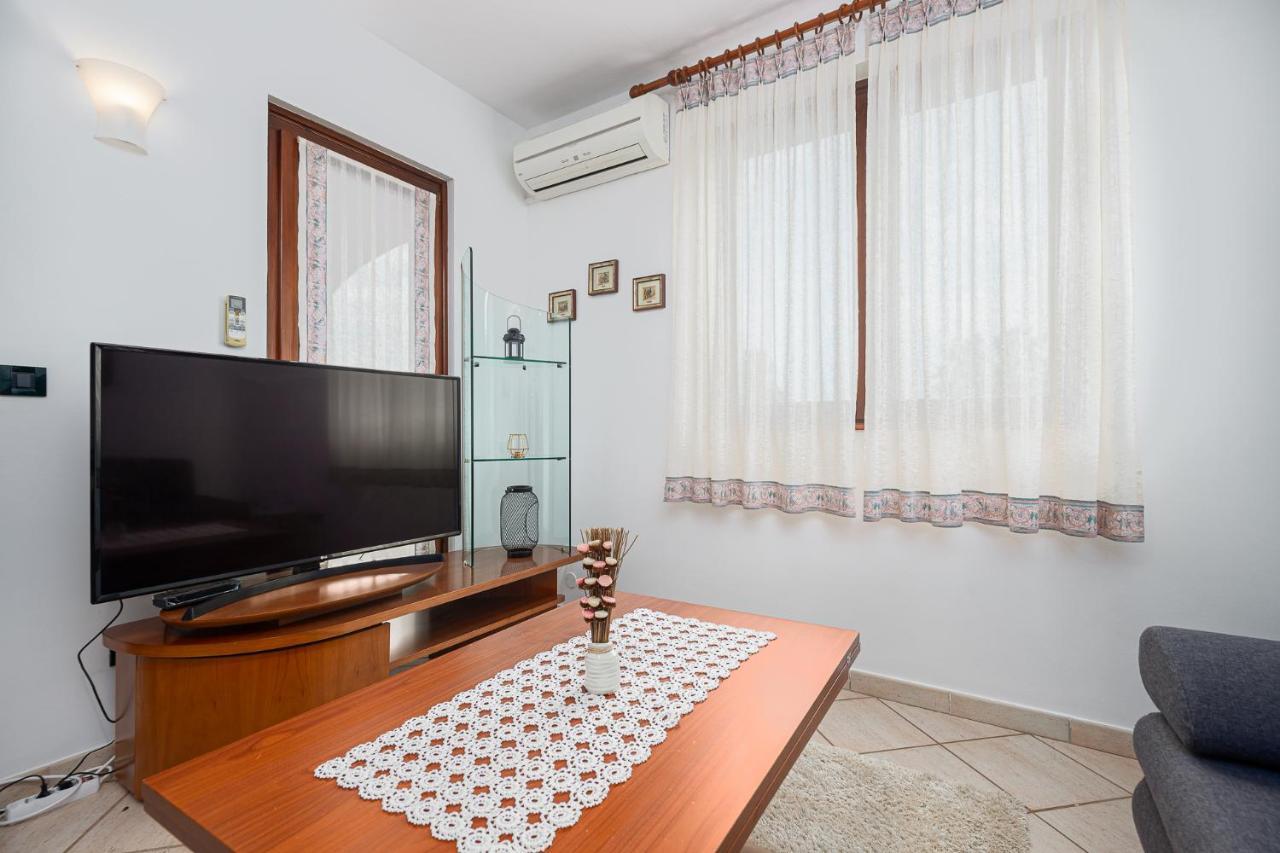 פורץ Sea View Apartment - Roberto מראה חיצוני תמונה